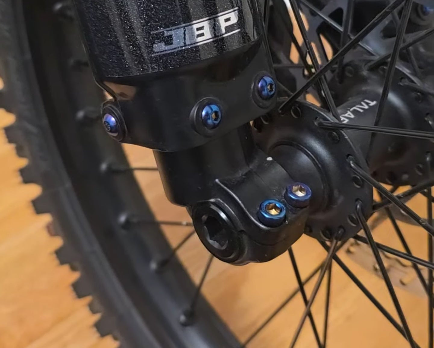 Front Axle Tightening Bolts For Talaria X3